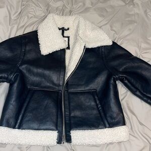 Worn once, abercrombie vegan leather jacket with fur. size large